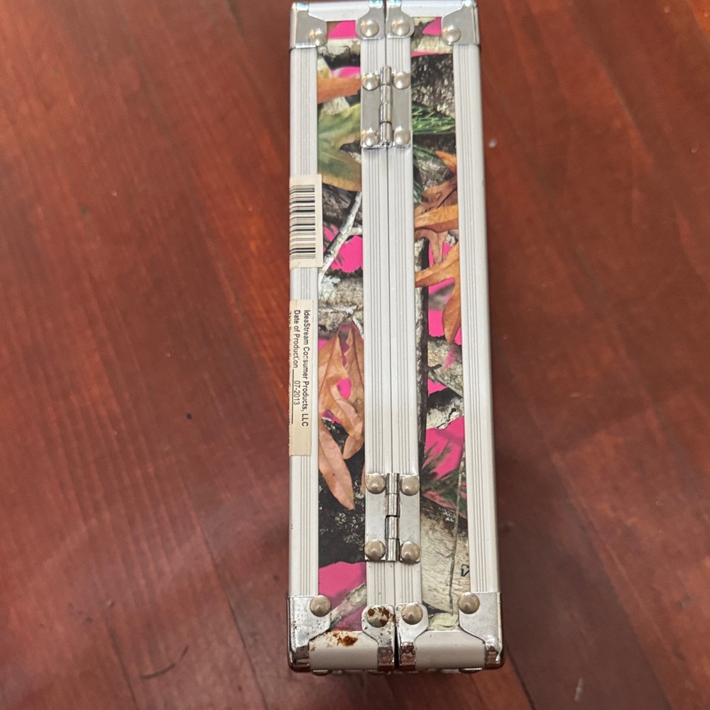 Camo Pink and Silver pencil case - Picture 6 of 6